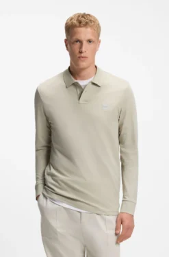 Slim-Fit Poloshirt aus elastischem Baumwoll-Piqué