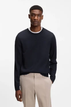 Slim-Fit Pullover aus Merinowolle