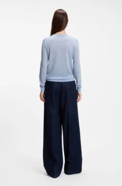 Slim-Fit Pullover aus Merinowolle mit Rundhalsausschnitt