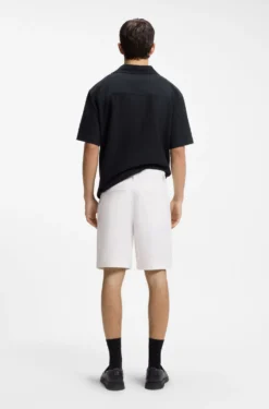 Slim-Fit Shorts aus merzerisierter Stretch-Baumwolle
