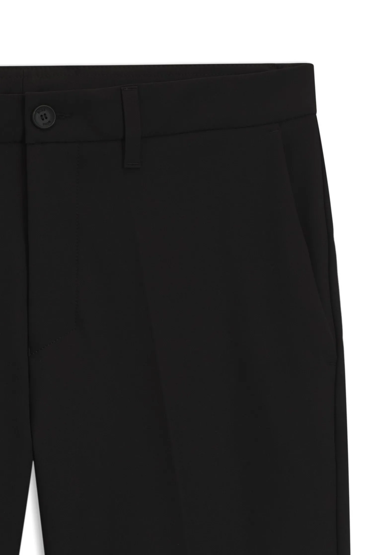 Slim-Fit Shorts aus wasserabweisendem Stretch-Gewebe