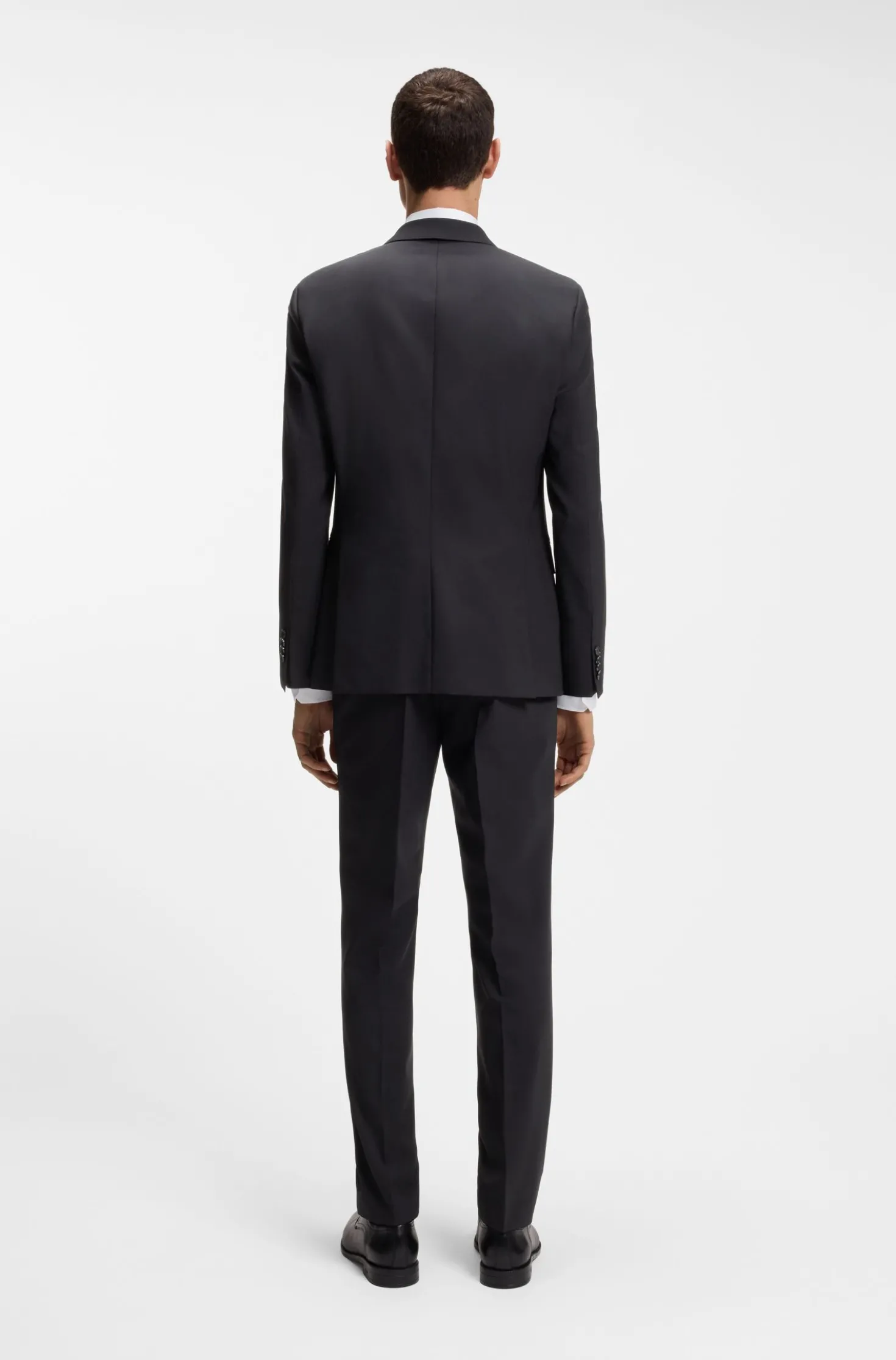Slim-Fit Zweiteiler aus Stretch-Wolle