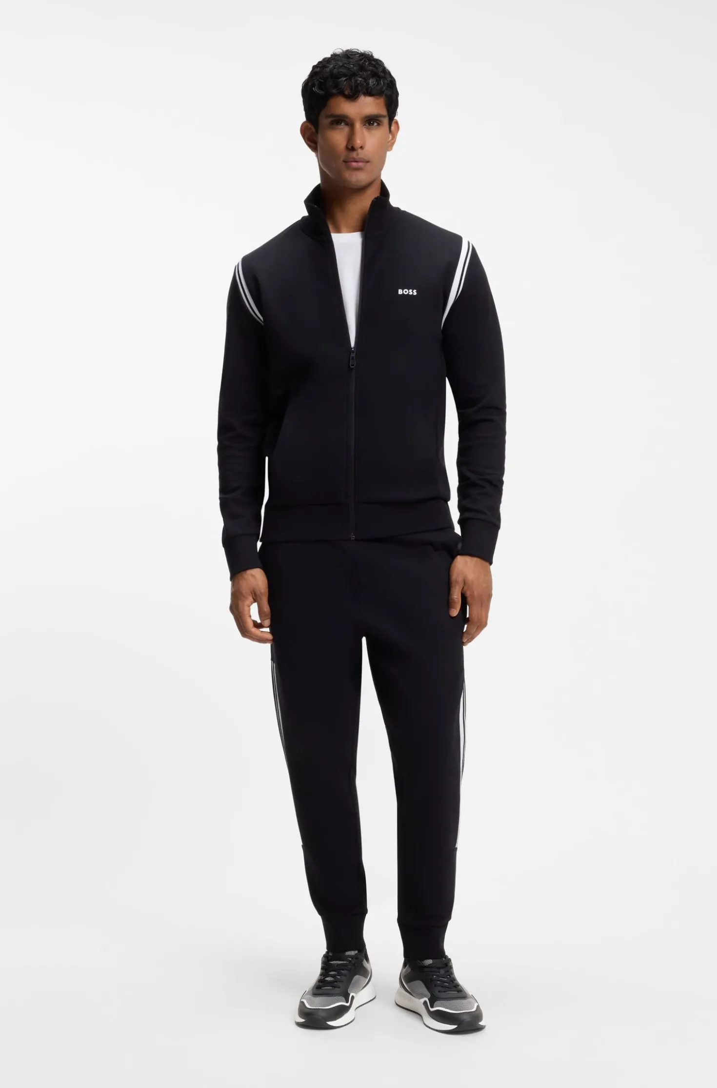 Sneakers aus Mesh mit gerippter Sohle