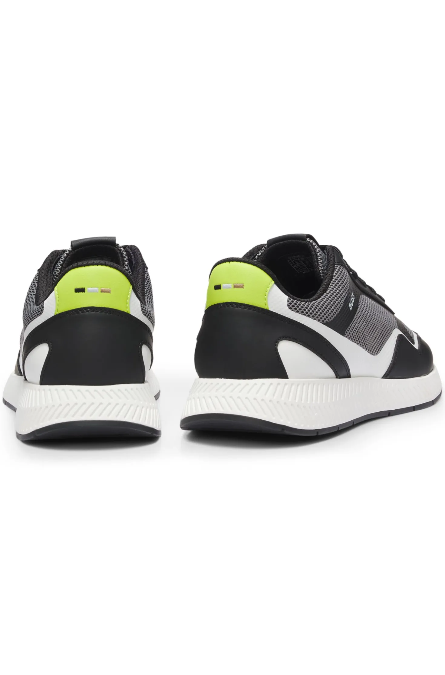 Sneakers aus Mesh mit gerippter Sohle
