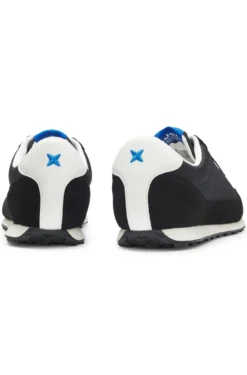 Sneakers aus strukturiertem Gewebe mit Stern-Detail