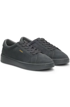 Sneakers aus Veloursleder mit goldfarbenem Folien-Logo