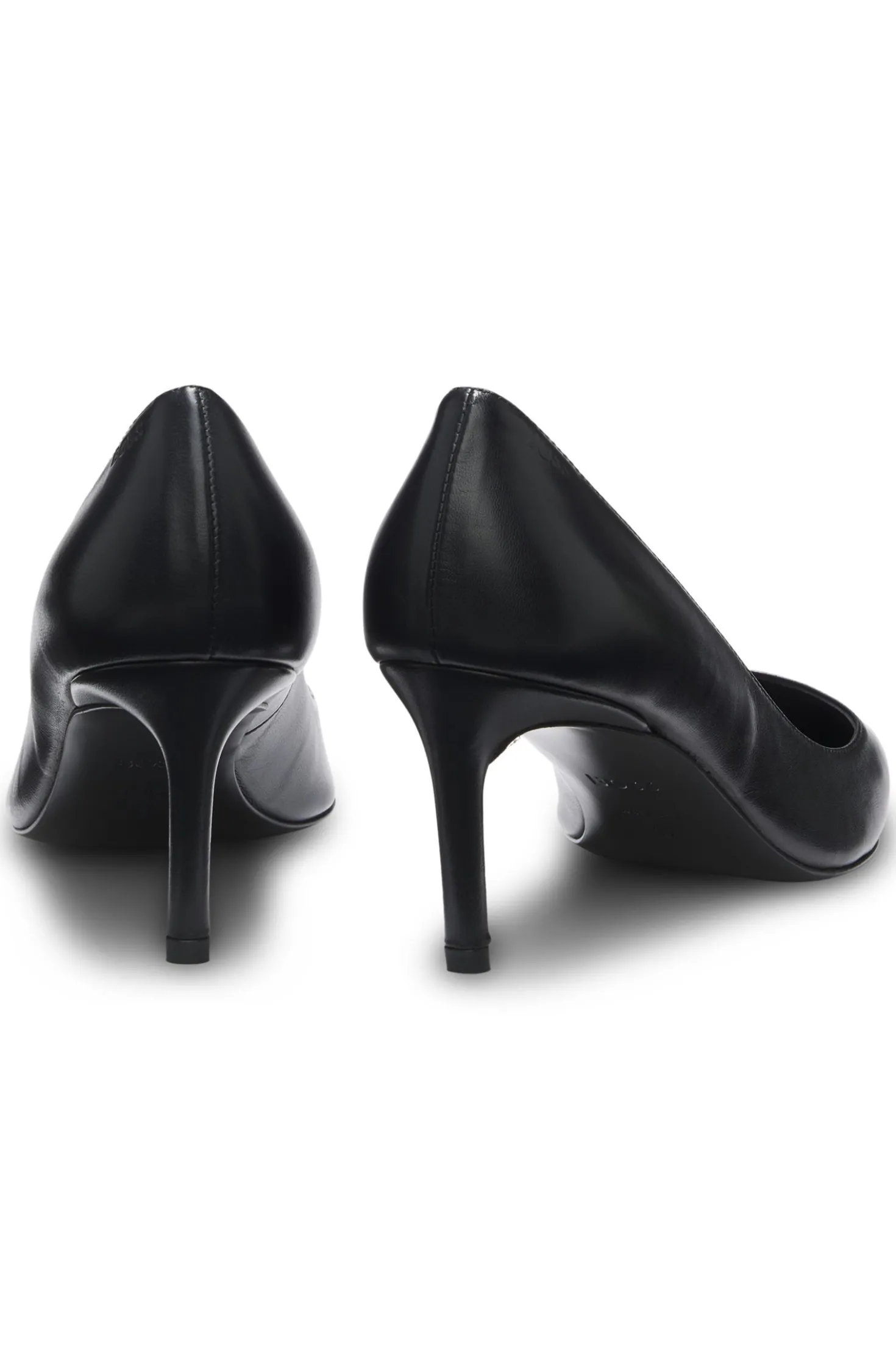 Spitze Pumps aus Leder