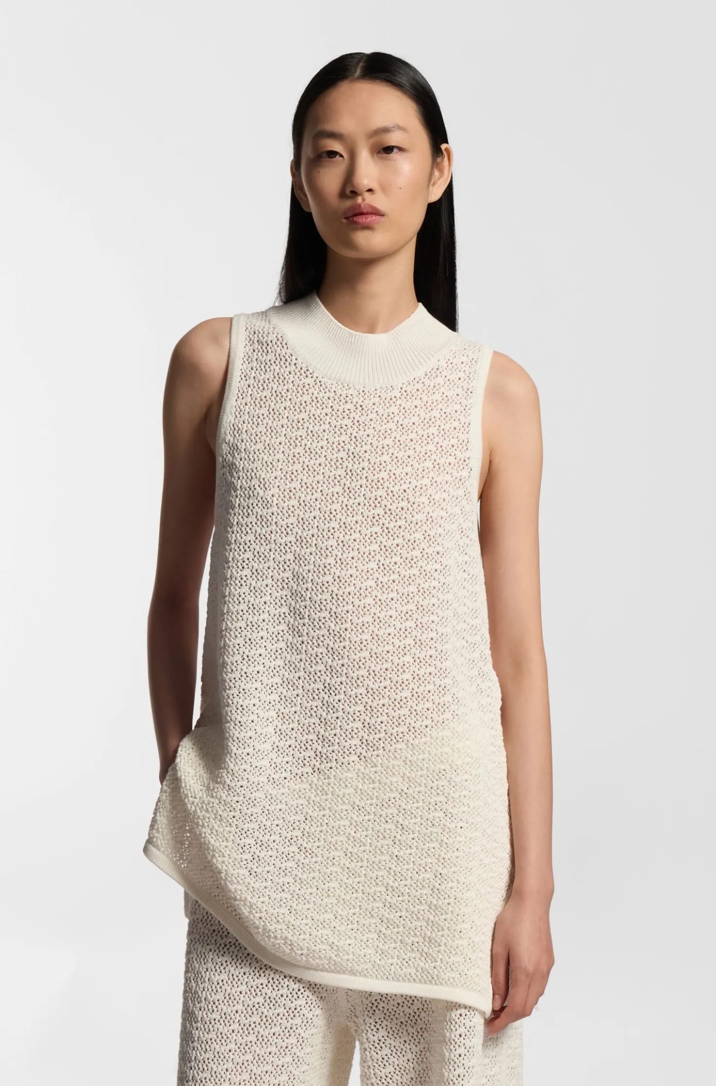 Stricktop aus Baumwolle mit feiner Spitzenstruktur