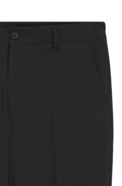 Tapered-Fit Hose aus elastischem Seersucker