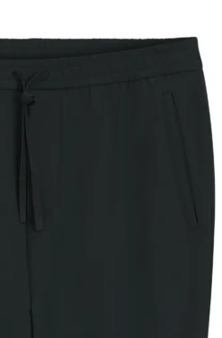 Tapered-Fit Hose aus wasserabweisendem Stretch-Gewebe