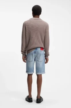 Tapered-Fit Shorts aus leuchtend blauem Stretch-Denim