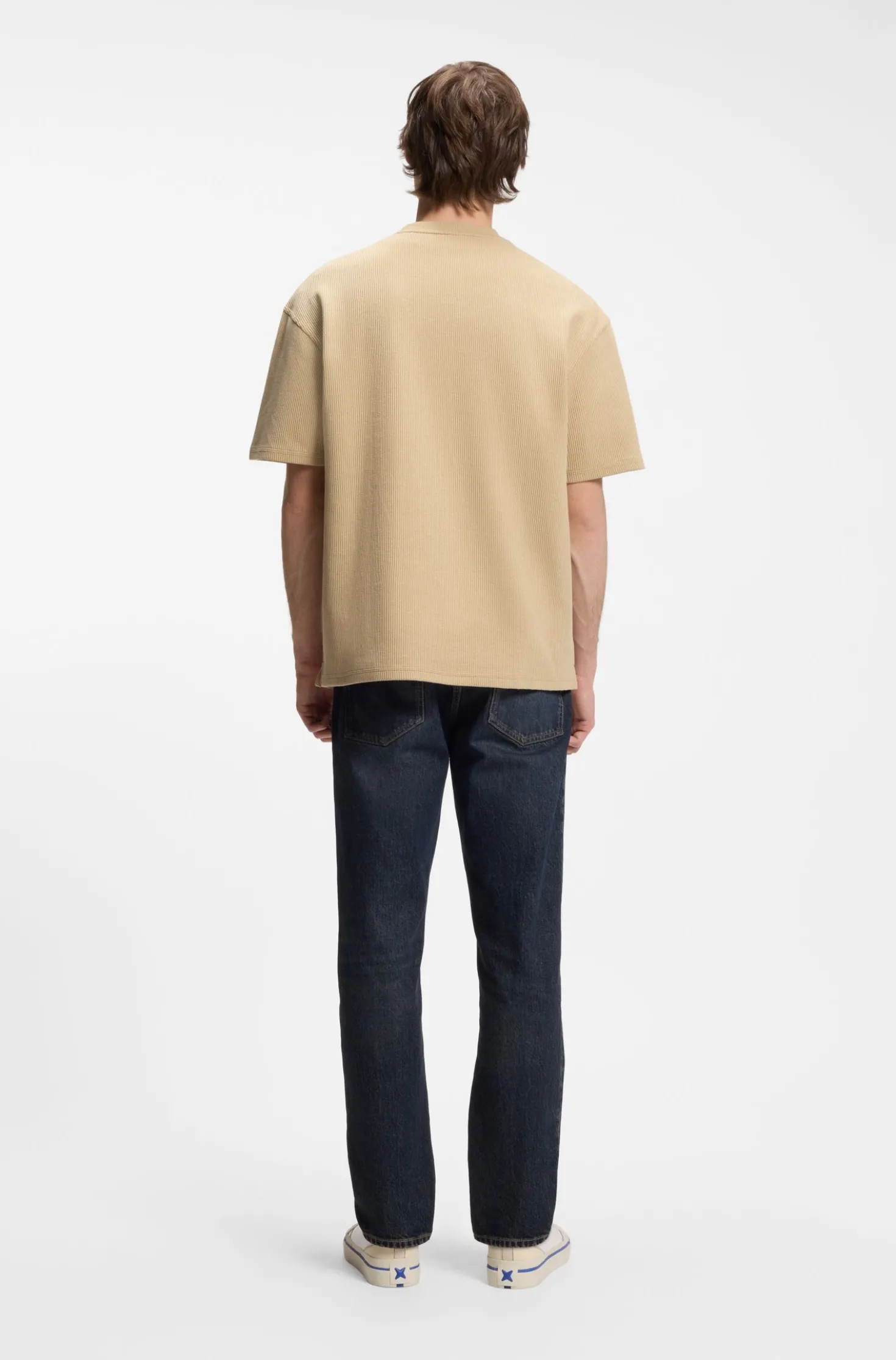 T-Shirt aus Baumwoll-Jersey mit blauem Logo-Aufnäher