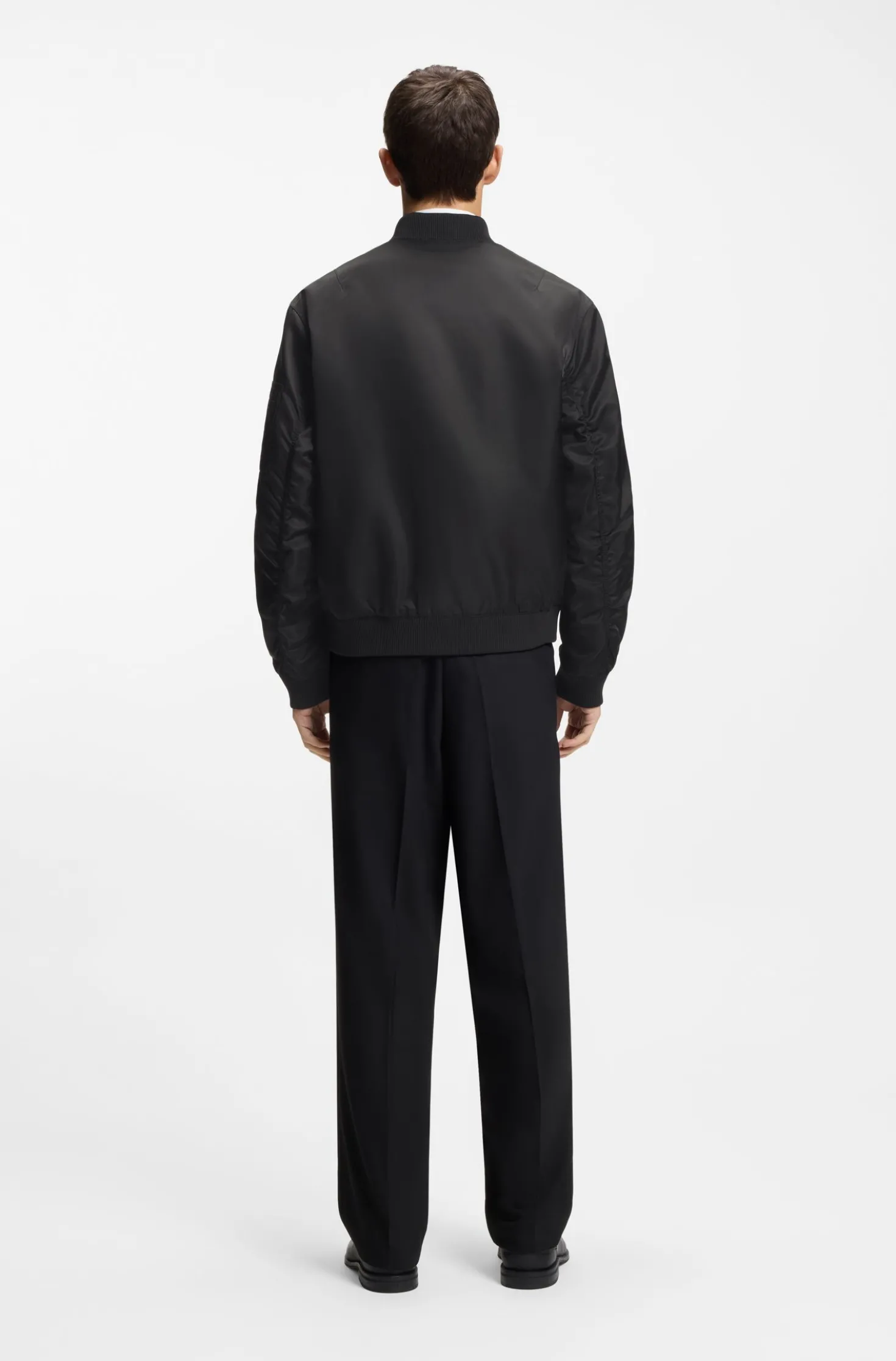 Wasserabweisende Bomberjacke mit Stack-Logo