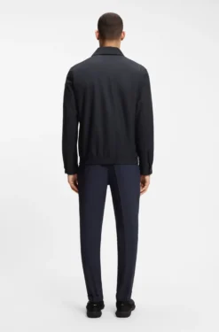 Wasserabweisende Jacke aus Stretch-Material