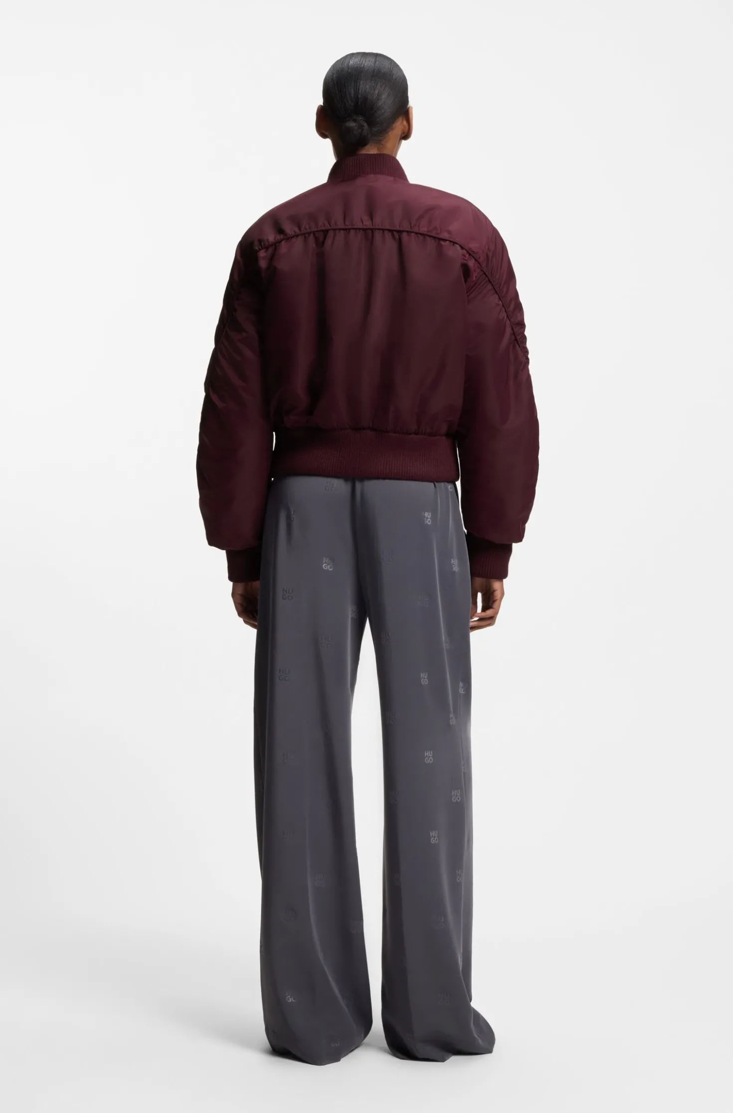 Wattierte Bomberjacke mit wasserabweisendem Finish und Raffungen
