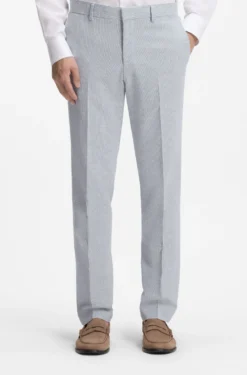 Zweiteiliger Regular-Fit Anzug aus Stretch-Bouclé